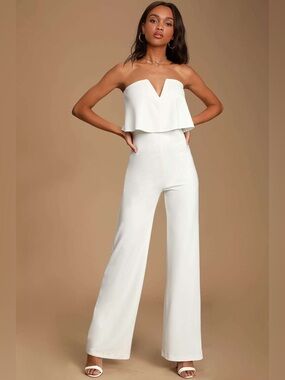 NWT Lulus White Strapless Crepe Wide Leg Jumpsuit XS 32.5” Inseam